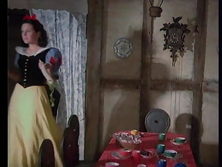 Ruso Snow White & 7 Dwarfs (1995)