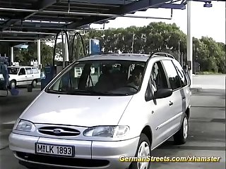 Mamy german Milf picked up for car anal sex
